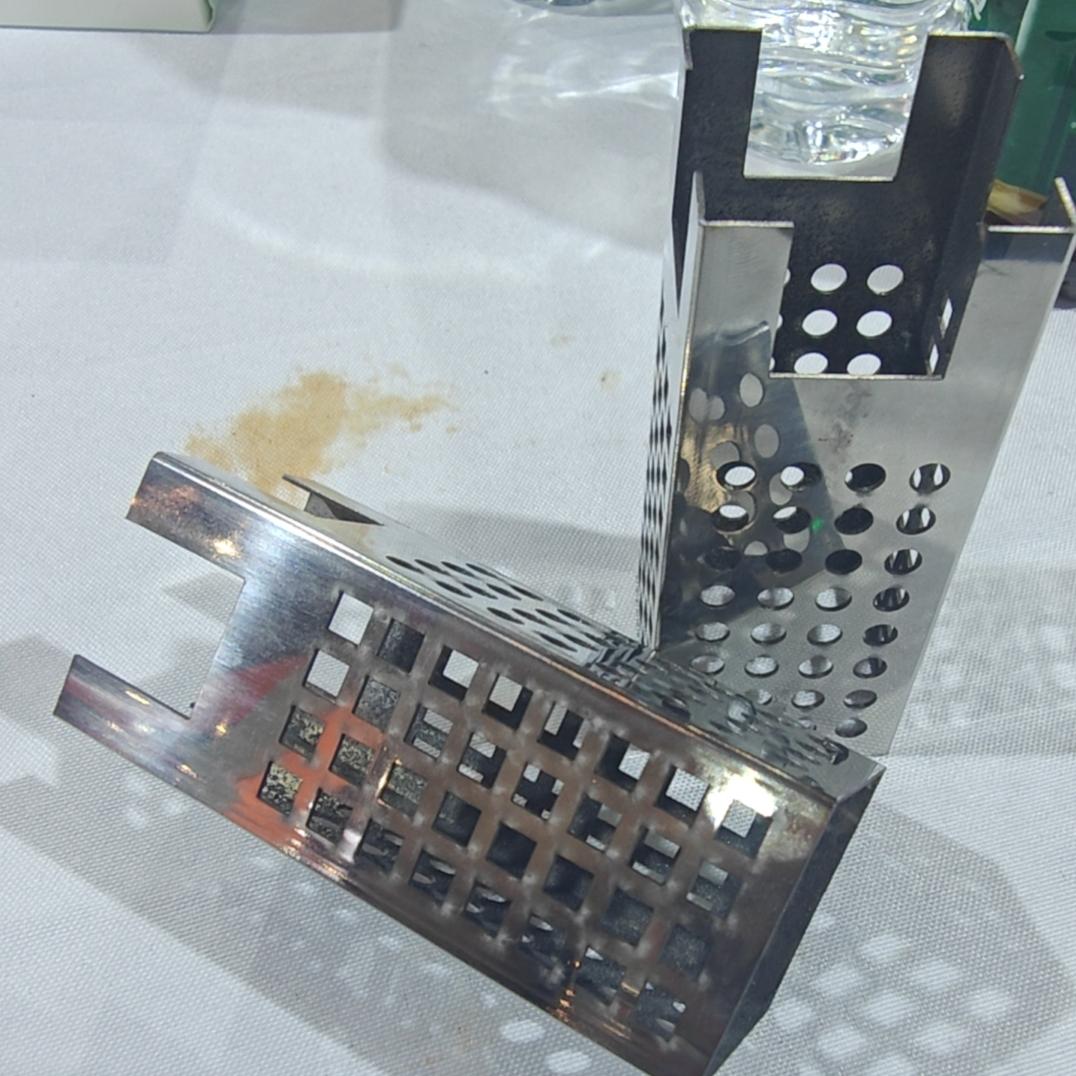 激光打孔加工